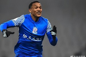 英雄联盟赛事官网-申花归化前锋正式租借离队，曾在二队打入25球，未来将挑大梁|上海申花|王汉龙|毛彪|定南赣联|斯洛文尼亚_新浪体育_新浪新闻