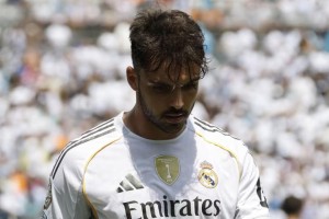 英雄联盟赛事官网-阿斯：贝西克塔斯有意劳尔-阿森西奥，但后者不会离开皇马